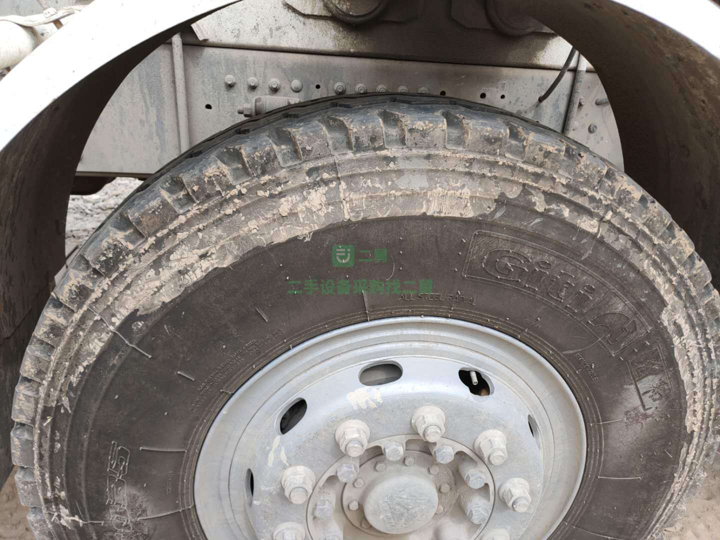 出售一臺豪沃大18方攪拌車  價格美麗  看上的聯系我