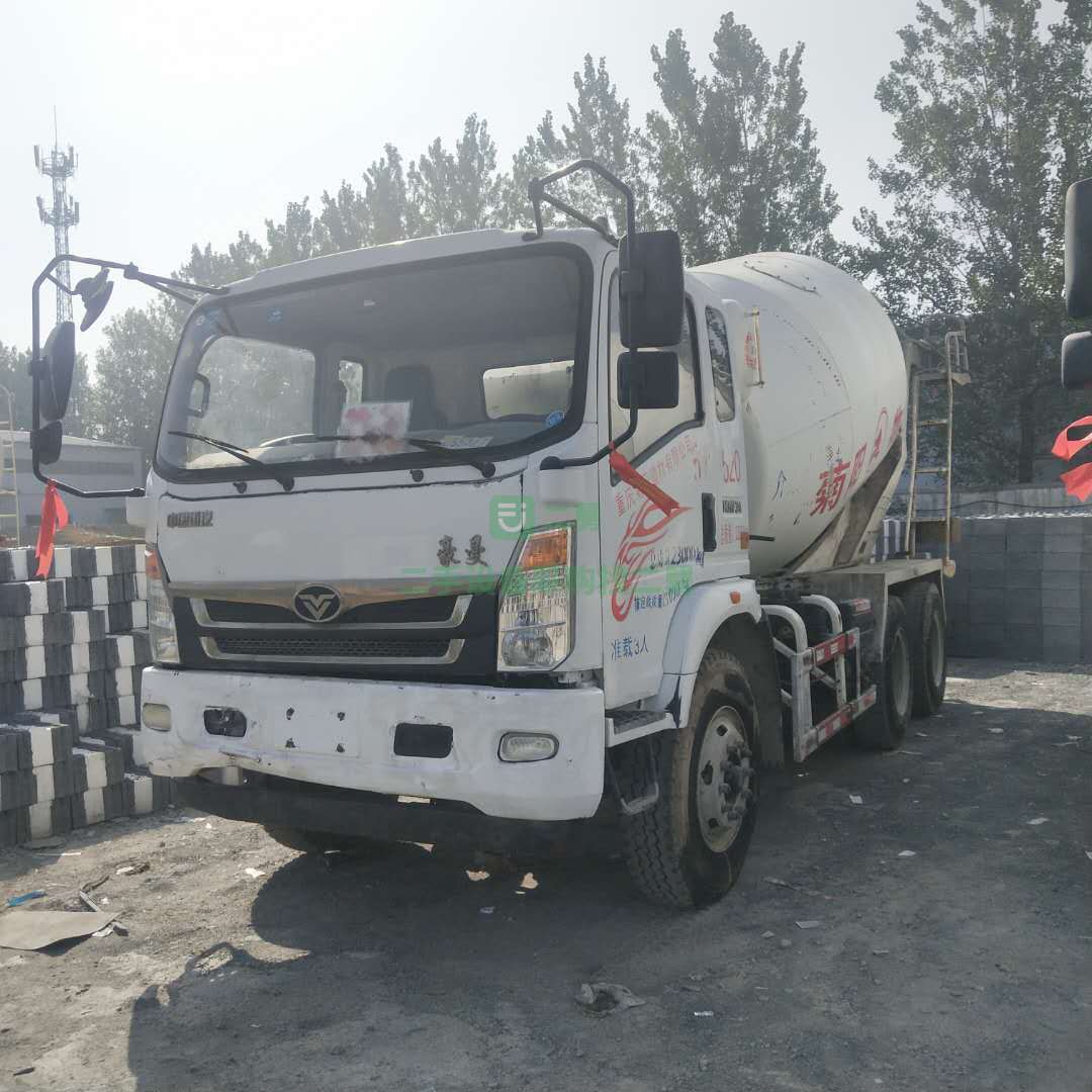 出售二手時代5方豪沃小型混凝土攪拌車全國可分期包提戶