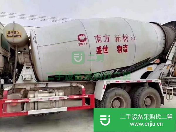 云南出售二手豪沃14方攪拌罐車