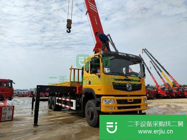 山西出售12噸五直臂吊車，臂長20.3米