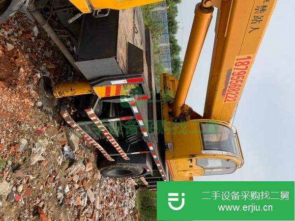 江蘇出售二手龍峰12噸汽車吊