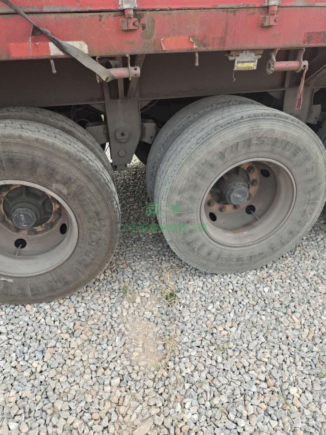 出售19年1月份，德龍新M3000牽引車，國五排放，雙驅(qū)輕體，430馬力