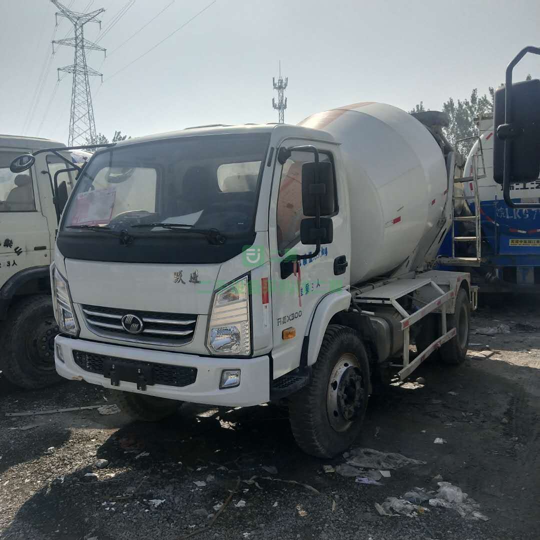出售二手17年豪沃二手5方小型攪拌罐車 手續齊全