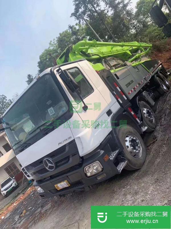 貴州出售二手中聯泵車，50米6節臂 260大排量