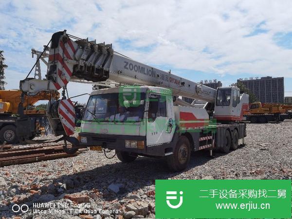 浙江出售二手中聯(lián)重科30噸汽車吊