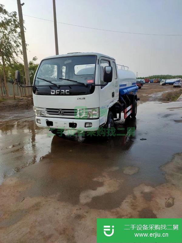 山東出售二手東風(fēng)5方灑水車
