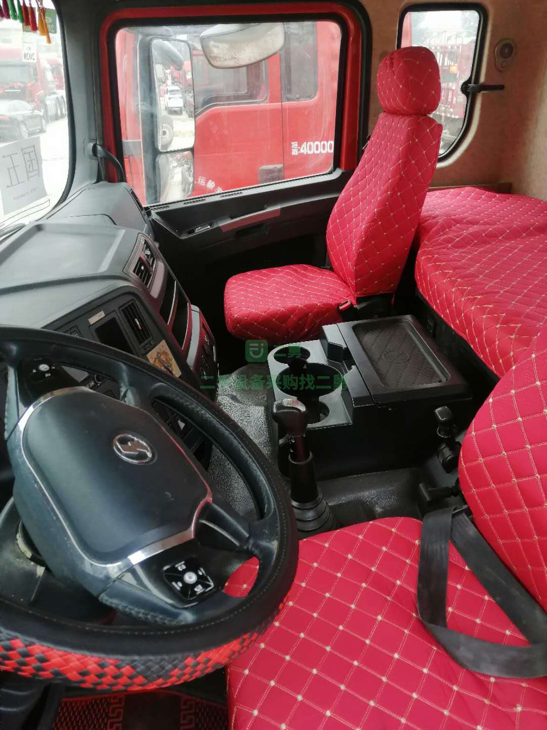 出售17年3月份德龍X3000牽引車.國五排放，500馬力，雙驅輕體