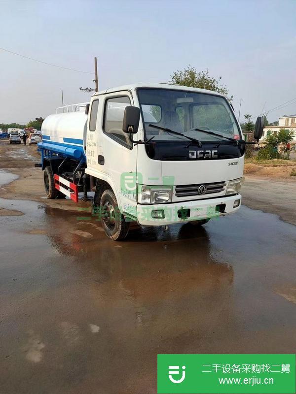 山東出售二手東風(fēng)5方灑水車