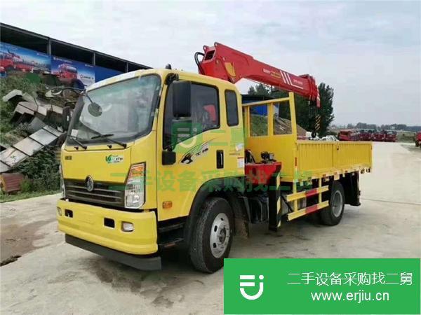 湖北出售二手重汽王牌6.3噸隨車吊