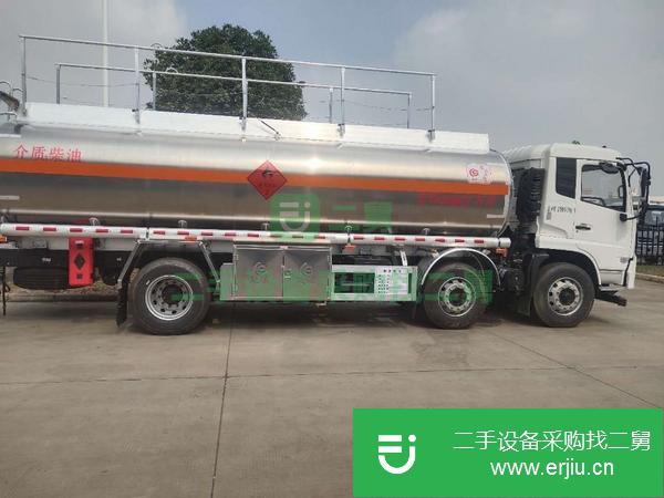 四川出售二手東風(fēng)D9 ，14.3方油罐車