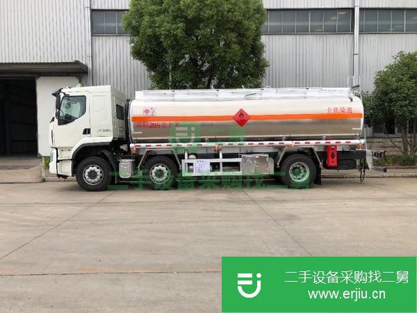 廣西出售二手柳汽小三軸鋁合金油罐車