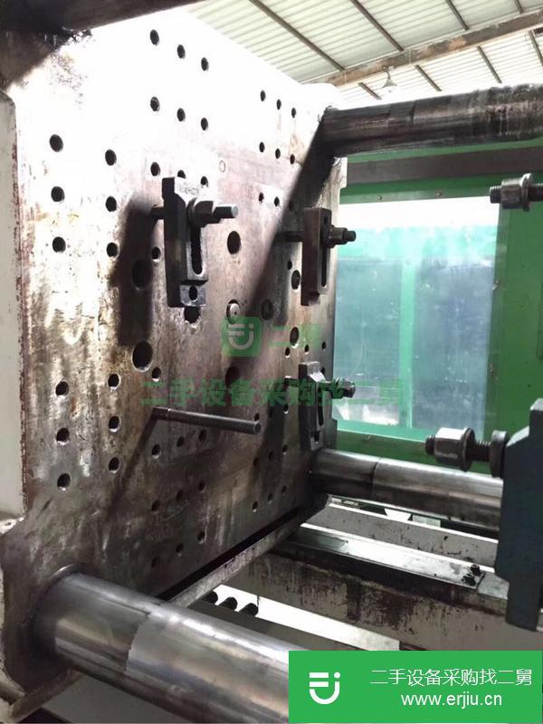 廣東出售日本進口川口注塑機180噸，螺桿50mm，下模560