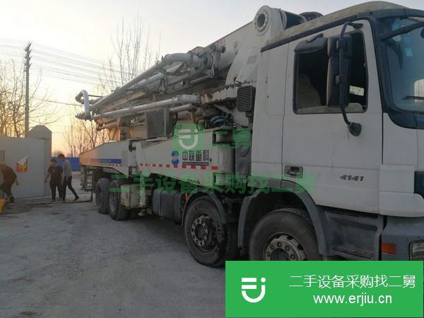 河北出售二手中聯奔馳49米泵車
