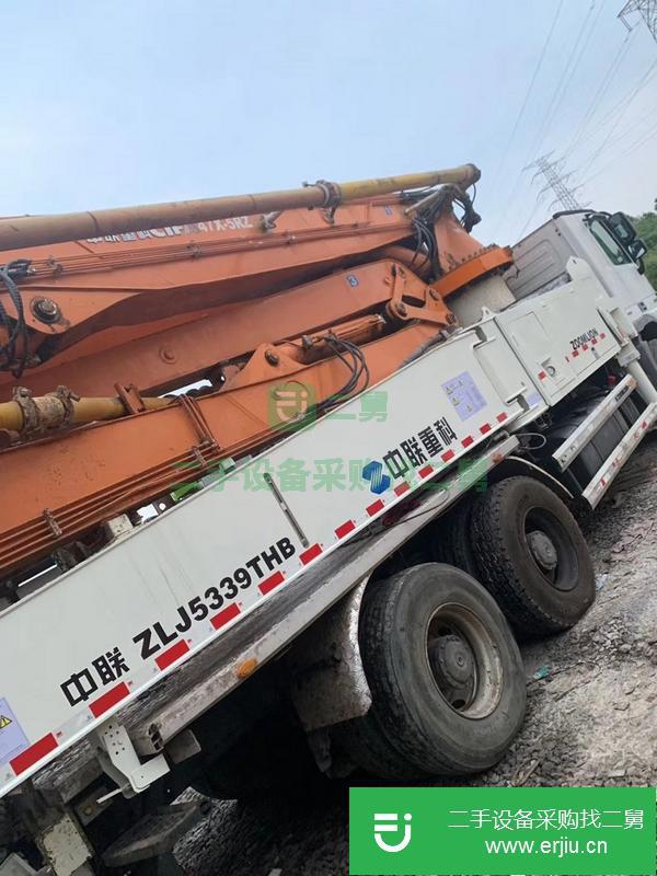貴州出售二手中聯(lián)奔馳47米國(guó)四泵車