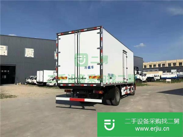 云南出售二手解放J66.8米冷藏車