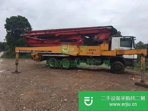 山東出售二手三一泵車，奔馳46米底盤