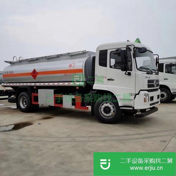 吉林出售二手5噸油罐車  可分期付款