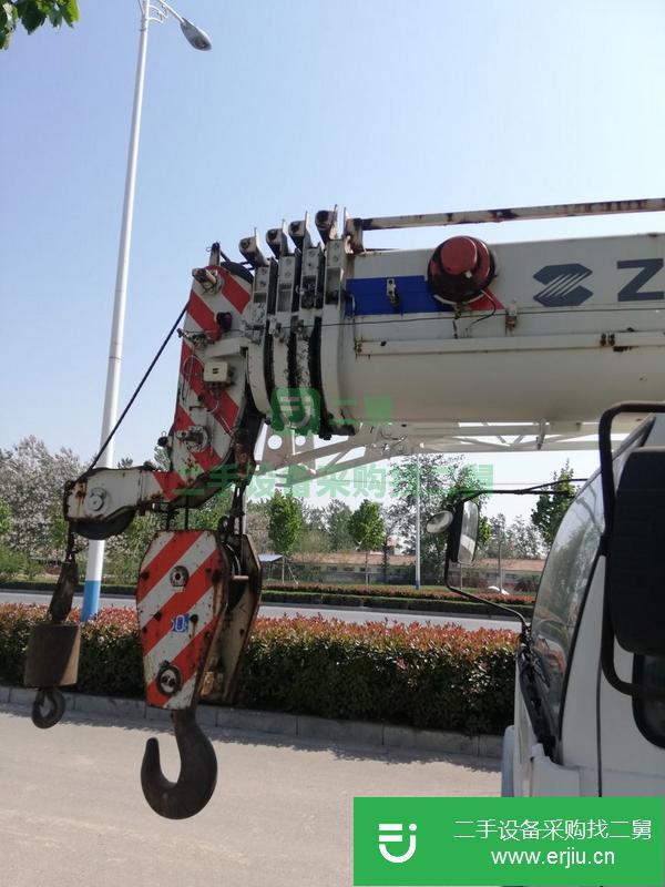 河南出售中聯吊車30噸，車況精品