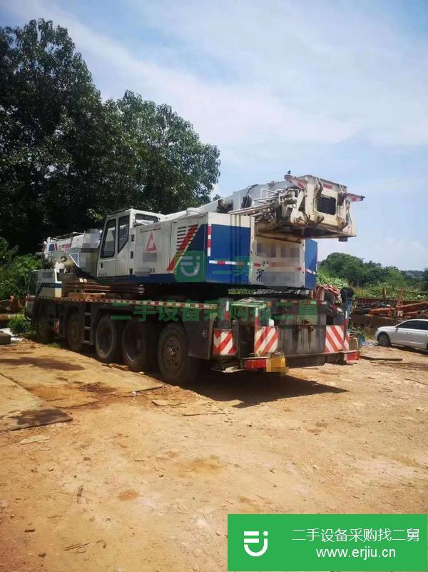 湖南出售二手中聯(lián)130噸吊車