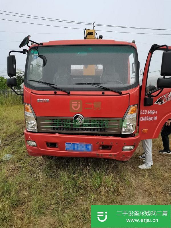 江蘇出售二手重汽王牌五噸隨車吊