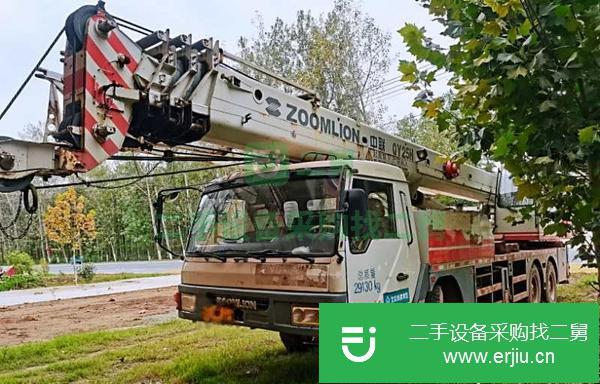 北京出售二手25噸中聯吊車