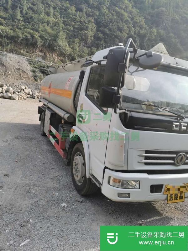 貴州出售二手8噸油罐車