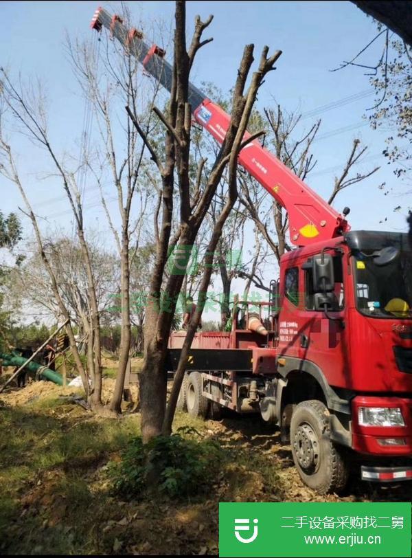 四川出售二手東風(fēng)特商后八輪隨車吊
