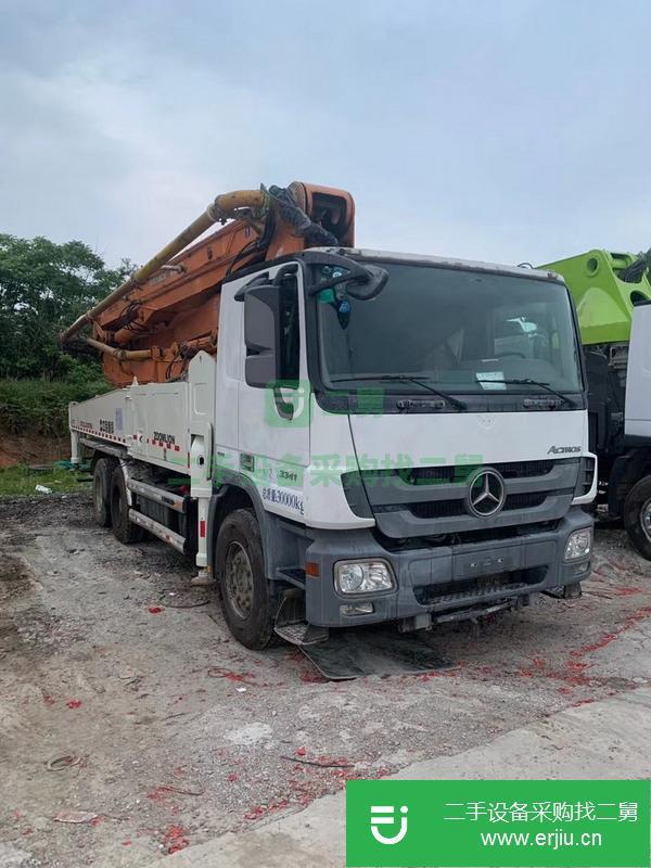 貴州出售二手中聯(lián)奔馳47米國(guó)四泵車