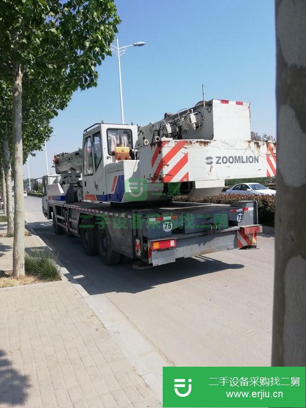 河南出售中聯吊車30噸，車況精品
