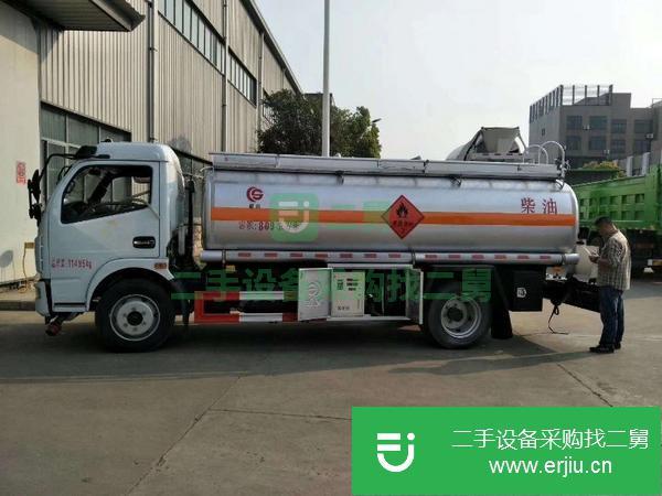 湖北出售二手九成新油罐車