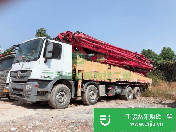 湖南出售18年國(guó)五三一泵車，奔馳56米底盤(pán)