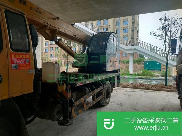 江蘇出售二手柳工8噸吊車