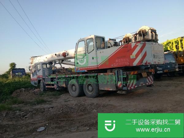 河北出售二手中聯(lián)25噸4節(jié)桿吊車