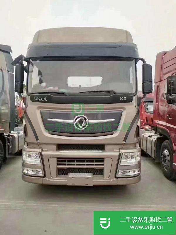河南出售二手東風560馬力牽引車