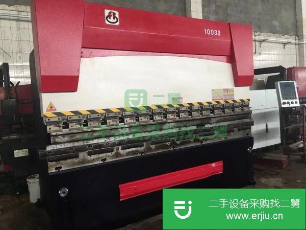 廣東出售二手豐科100噸x3200mm電液伺服折彎?rùn)C(jī)