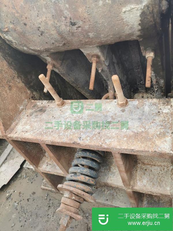山東出售二手顎式破碎機