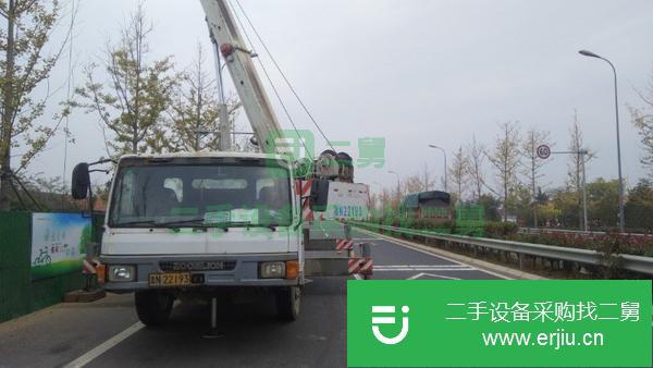 山東出售二手中聯重科25噸汽車吊