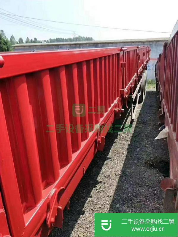 河南出售二手13米標箱側翻掛車