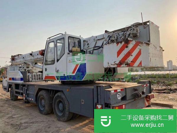 內蒙古出售二手中聯30噸汽車吊