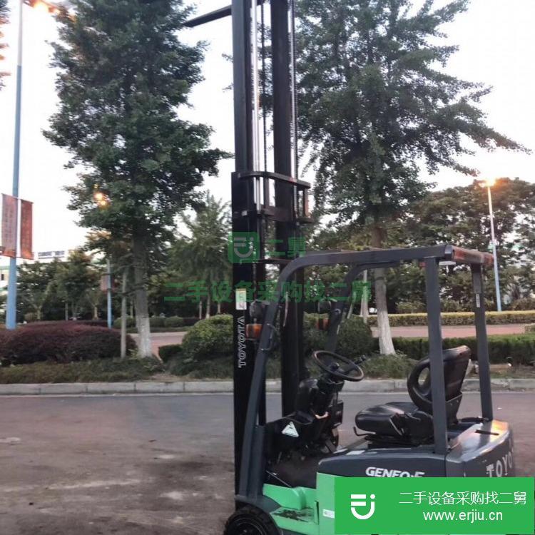 上海出售二手小松1.5噸前移式電動(dòng)叉車