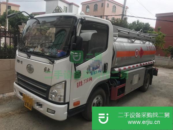 貴州出售二手解放5噸油罐車