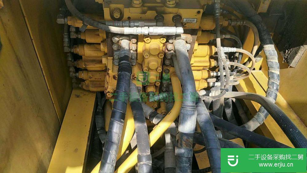 河南出售二手小松PC240LC-8M0挖掘機(jī)