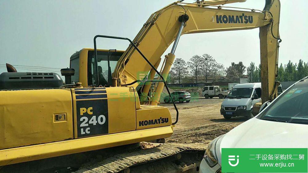 河南出售二手小松PC240LC-8M0挖掘機(jī)