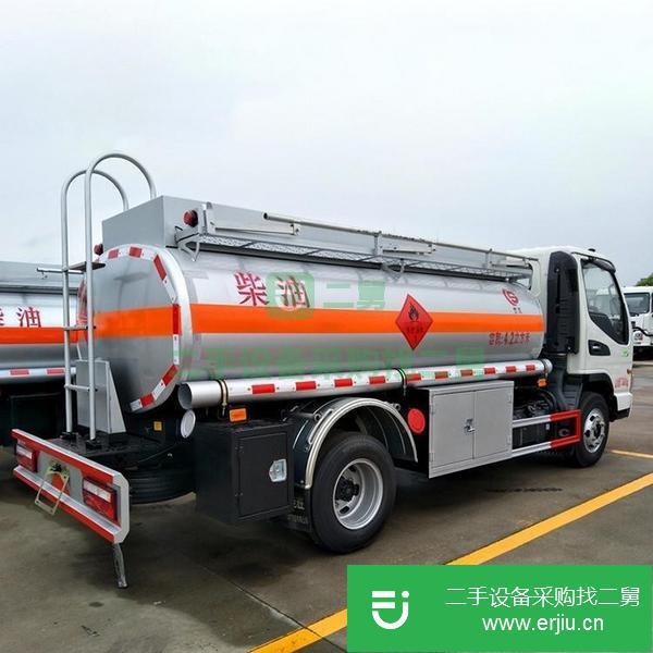 重慶出售二手東風(fēng)多利卡5噸加油車