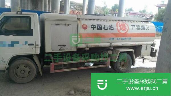 青海出售二手5噸加油車 手續(xù)齊全