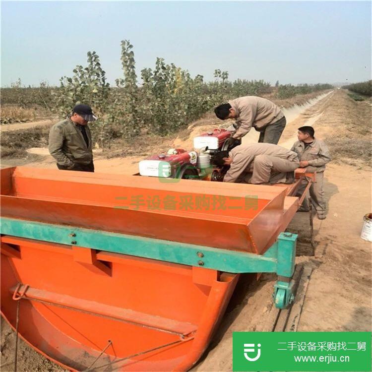 山東出售二手渠道襯砌機