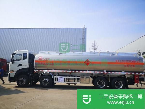 湖北出售二手汕德卡前四后八鋁合金油罐車