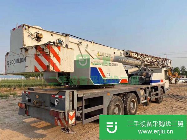 內蒙古出售二手中聯30噸汽車吊