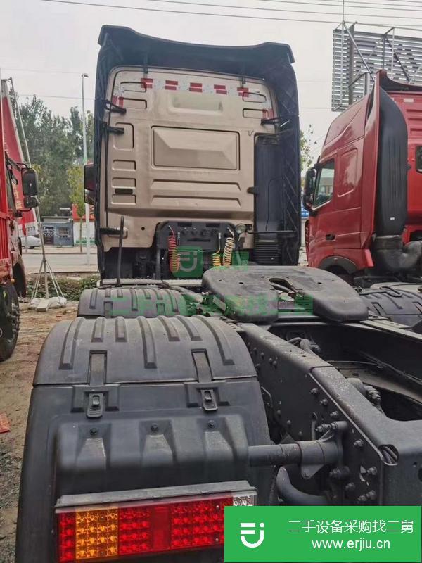 北京出售二手東風(fēng)天龍牽引車(chē)