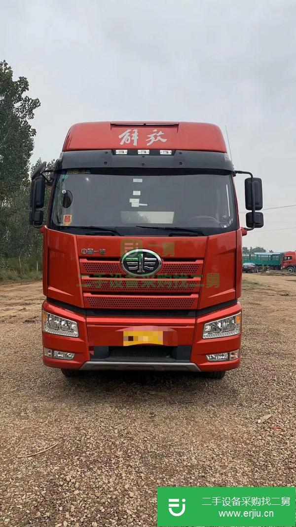 河北出售420馬力雙驅解放牽引車，車況精品，輪胎強